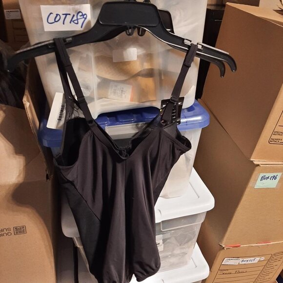 NEW With TAG ! All Over Solution Black Shaper Style Black Size 34B - Picture 2 of 2